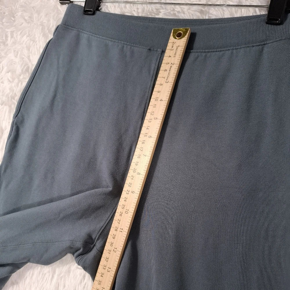 lululemon athletica Women's Every Moment Pant Size 6 - Picture 6 of 11